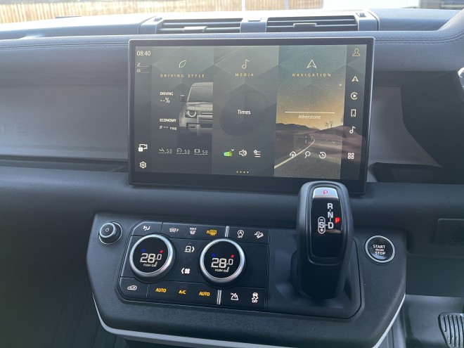 Land Rover Defender 90 3.0 D200 Hard Top Auto [3 Seat]