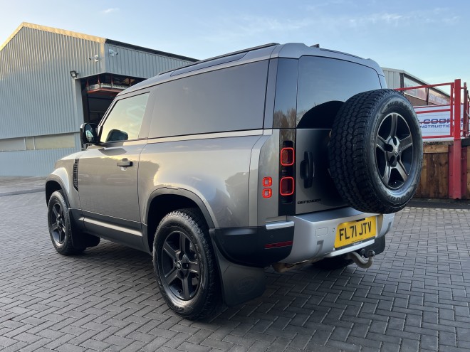 Land Rover Defender 90 3.0 D200 Hard Top Auto [3 Seat]