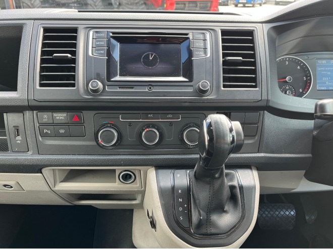 Volkswagen Transporter 2.0 TDI BMT 150 Highline Van DSG