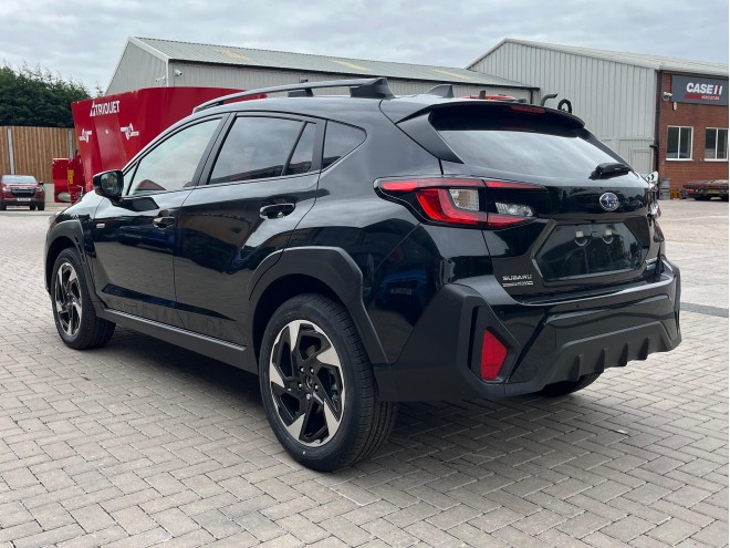 Subaru Crosstrek Touring 2.0 e-Boxer AT AWD Crystal Black Silica