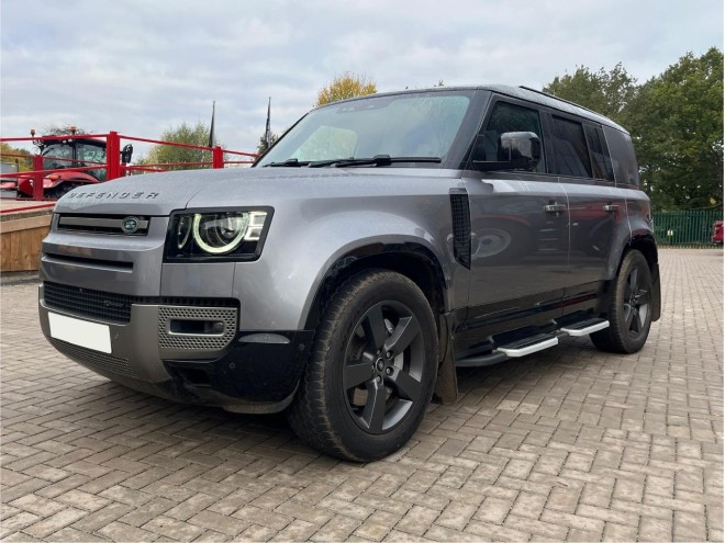 Land Rover Defender 3.0 D300 Hard Top X-Dynamic HSE Auto Commercial