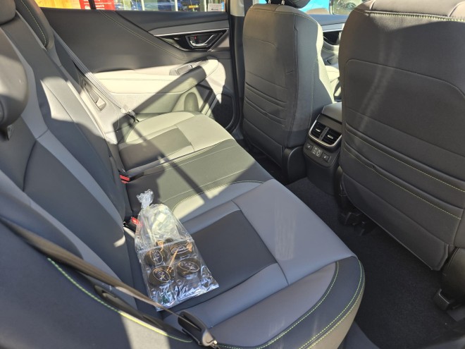 Subaru Outback 2.5 Touring Black