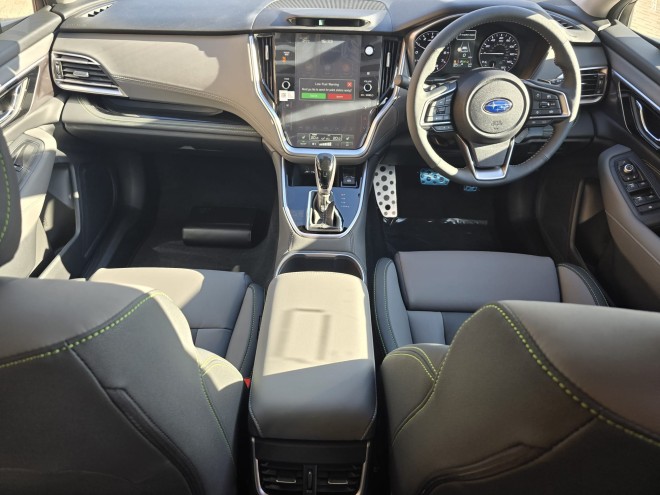 Subaru Outback 2.5 Touring Black