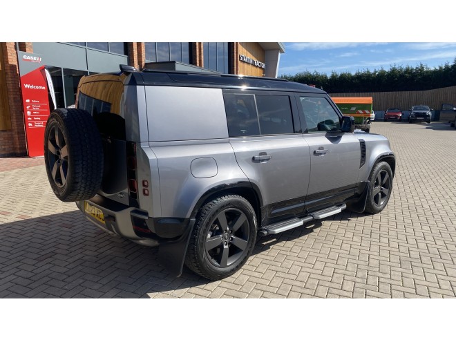 Land Rover Defender 3.0 D300 Hard Top X-Dynamic HSE Auto Commercial