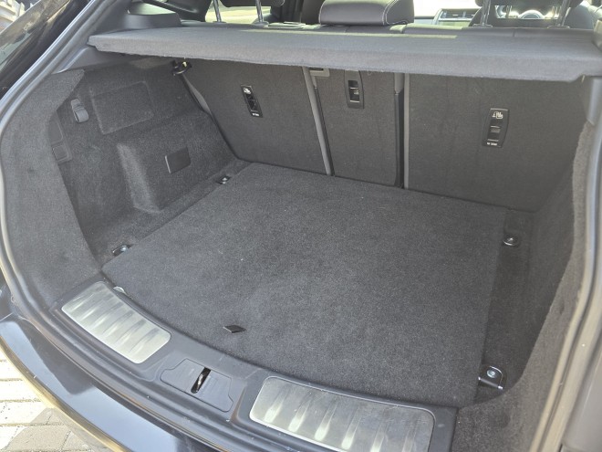 JAGUAR E PACE R DYNAMIC SE BLK D MHEV