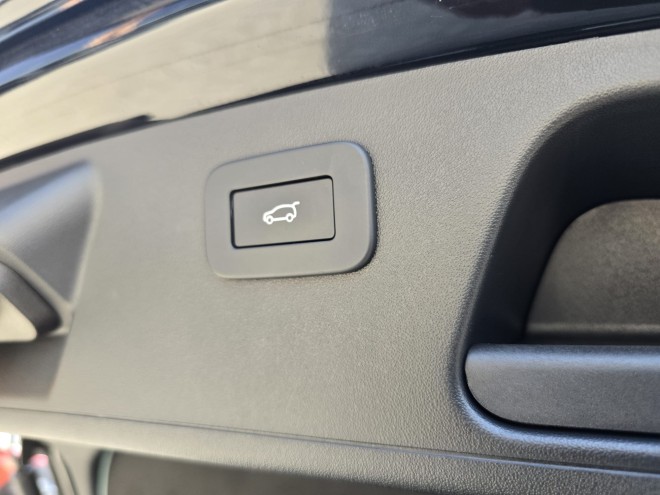 JAGUAR E PACE R DYNAMIC SE BLK D MHEV