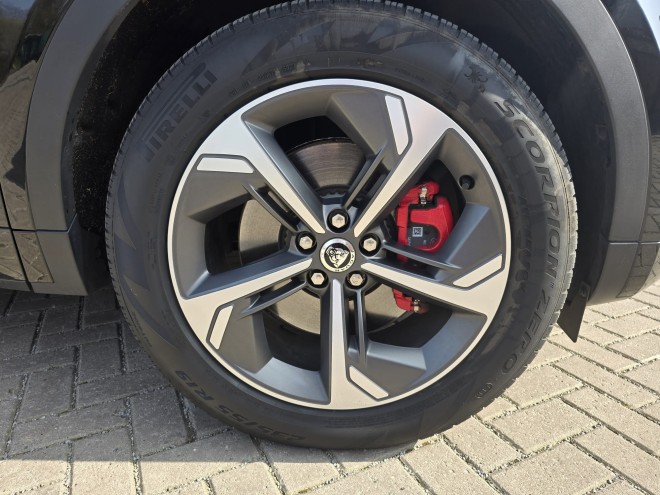 JAGUAR E PACE R DYNAMIC SE BLK D MHEV