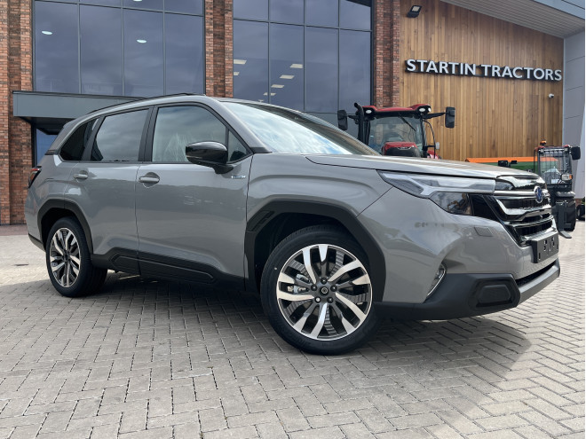 Subaru Forester e-Boxer 2.0i Touring FT River Rock Pearl
